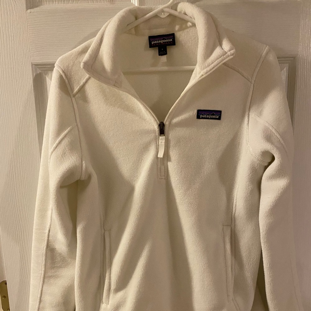 Women’s Patagonia pullover